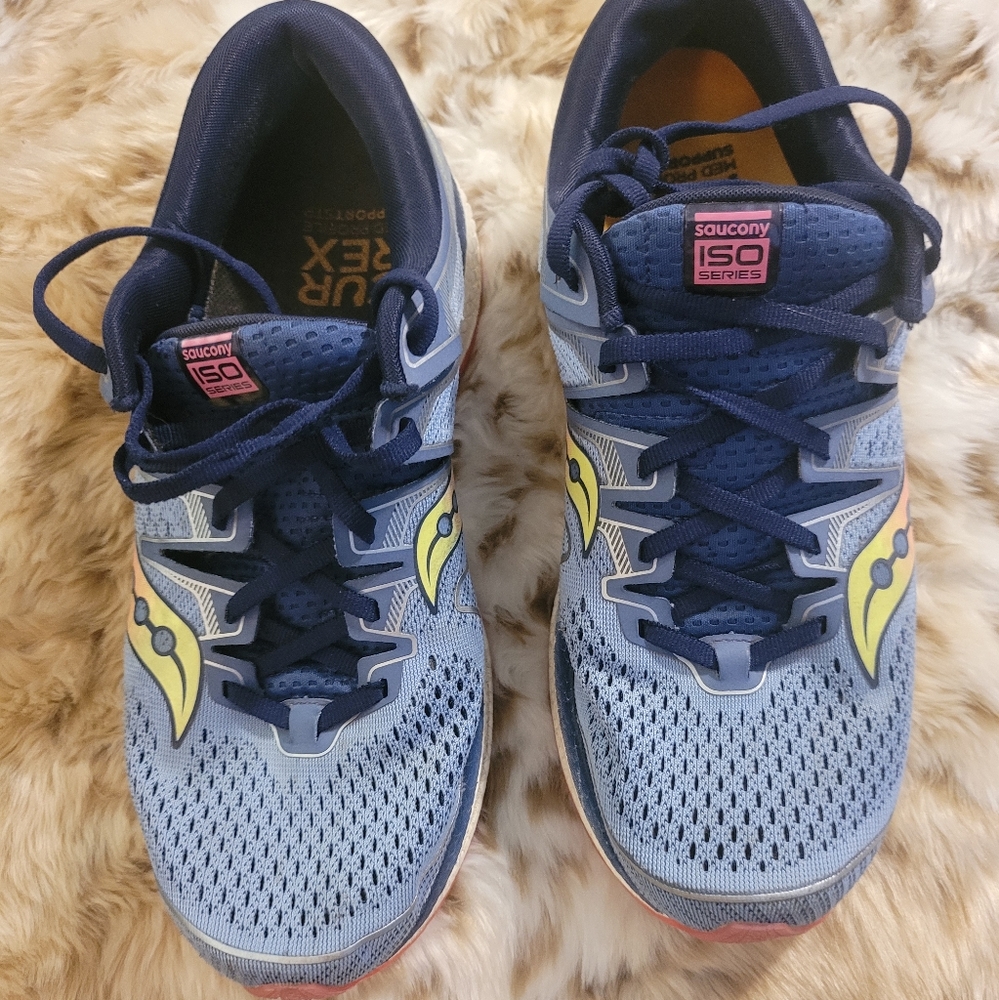 Saucony walking/running athletic shoes
